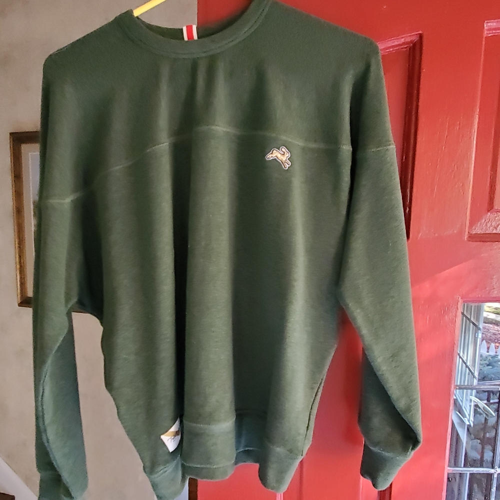 Tracksmith M sweatshirt!